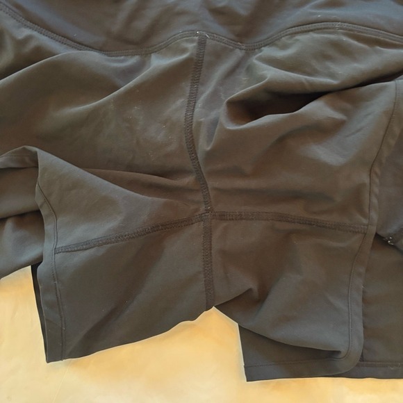 Lululemon Speed Up Short Black Grey size 8 - Picture 4 of 6